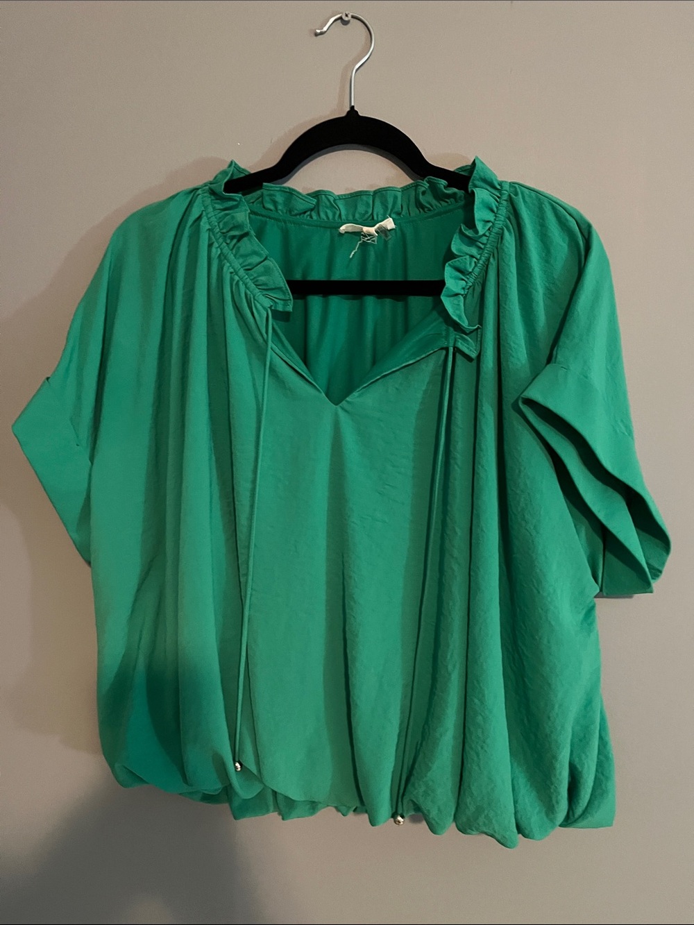 entro Bright Green Ruffle-Neck Bubble Hem Blouse